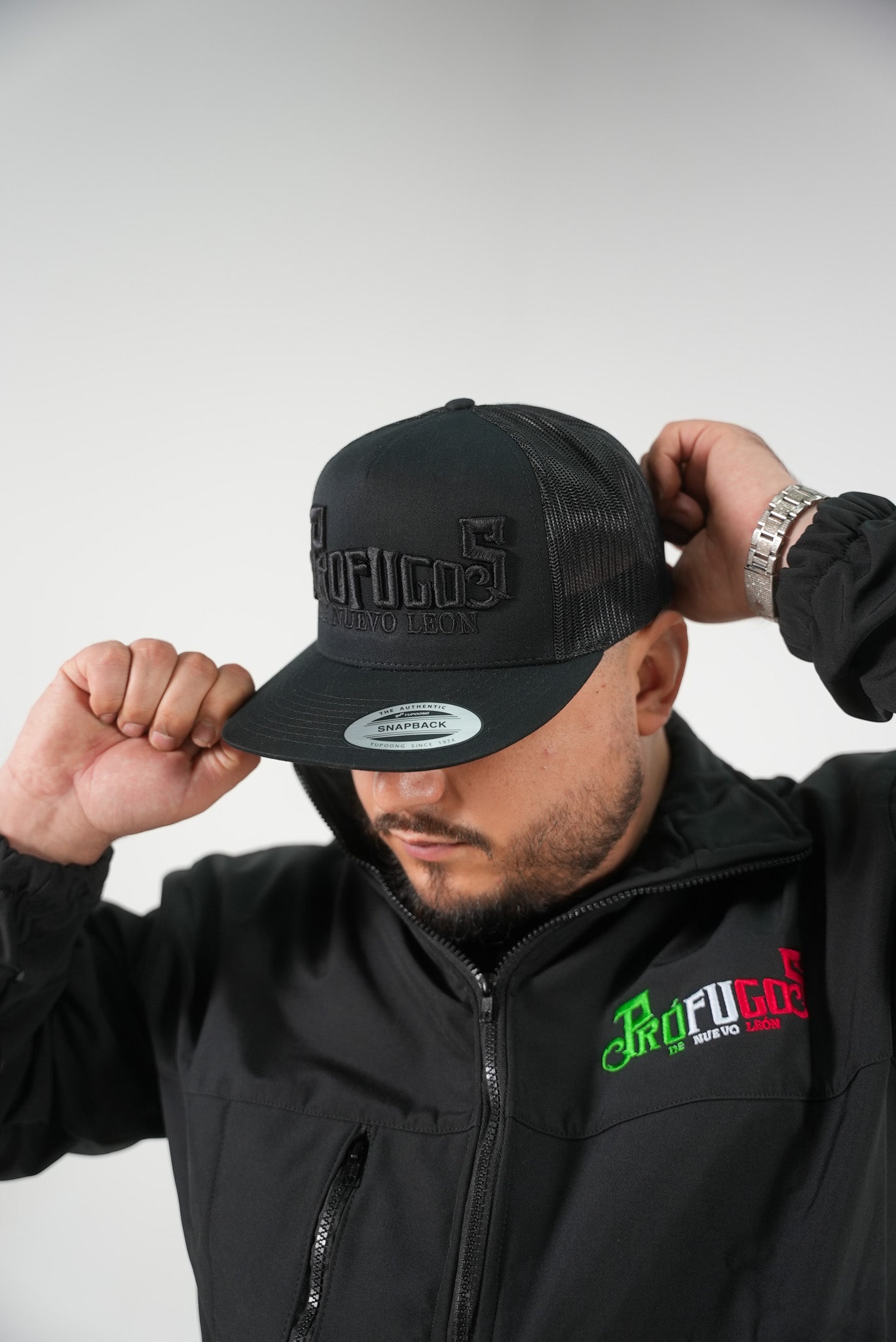 Prófugos Black-On-Black Snapback