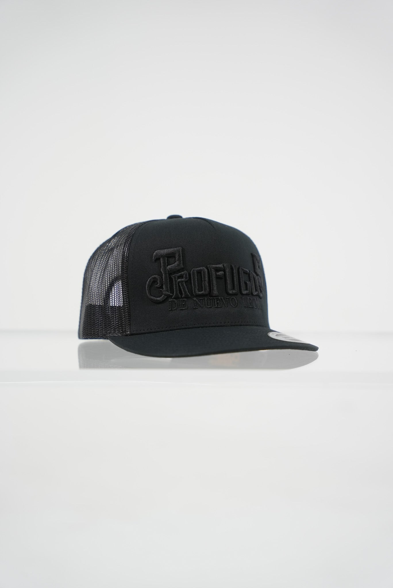 Prófugos Black-On-Black Snapback